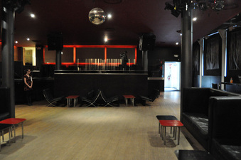Canal Room