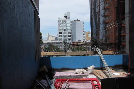 Enlarge photo 13