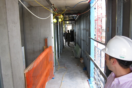 Enlarge photo 17
