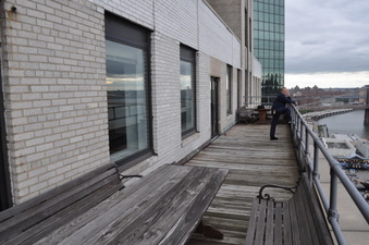 Enlarge photo 19