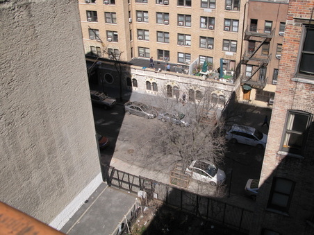 Enlarge photo 33