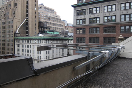Enlarge photo 37