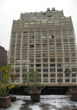 511 West 33rd Street, roof & 5th Fl