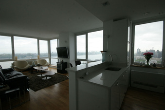 Enlarge photo 33