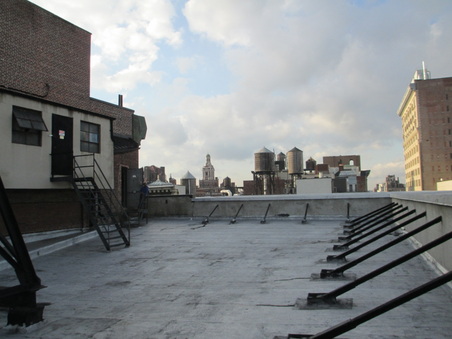 Enlarge photo 16