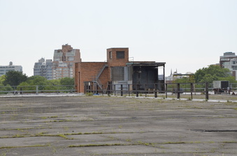 Enlarge photo 40