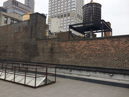 Enlarge photo 16