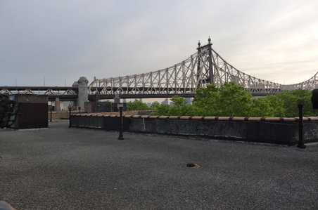 Enlarge photo 44