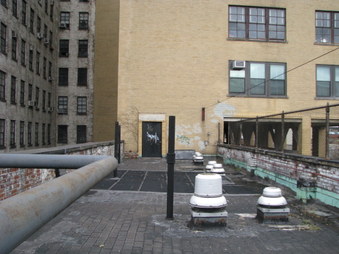 Enlarge photo 16