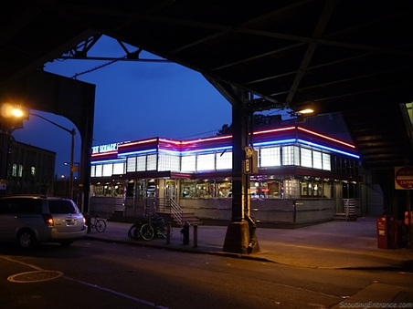 Court Square Diner