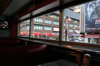 Enlarge photo 19