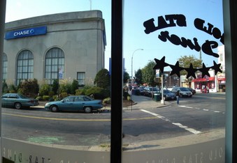 Enlarge photo 13