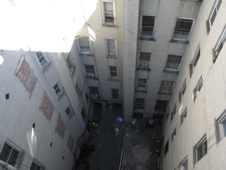 Enlarge photo 26