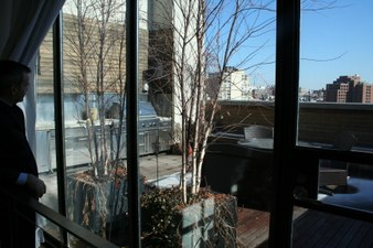 Enlarge photo 19