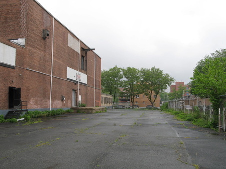Enlarge photo 2