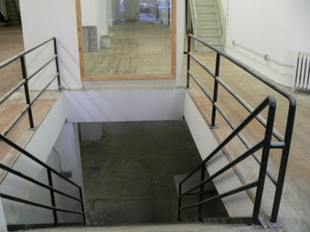 Enlarge photo 18