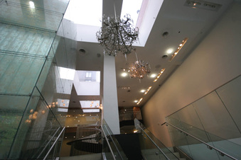 Enlarge photo 8