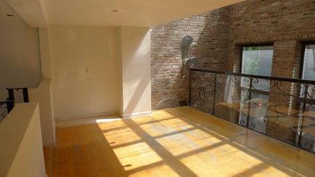 Enlarge photo 35