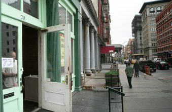 Enlarge photo 19