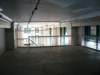 Enlarge photo 18