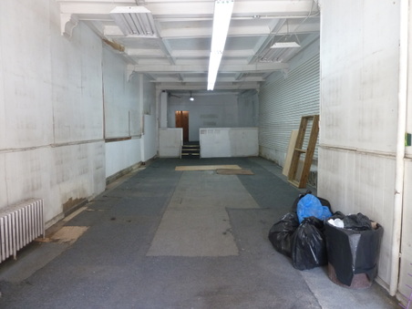 13 W 26th St - Empty store front
