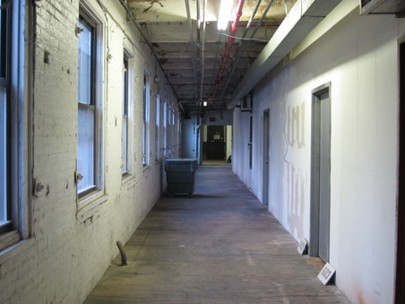 Enlarge photo 57