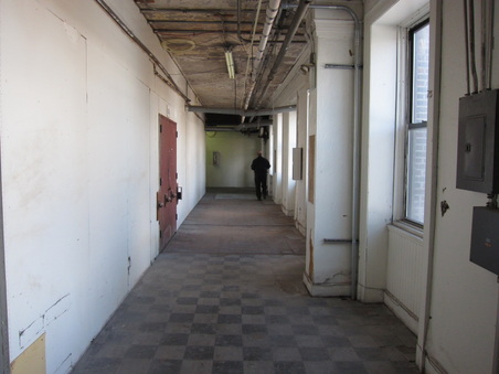 Enlarge photo 49