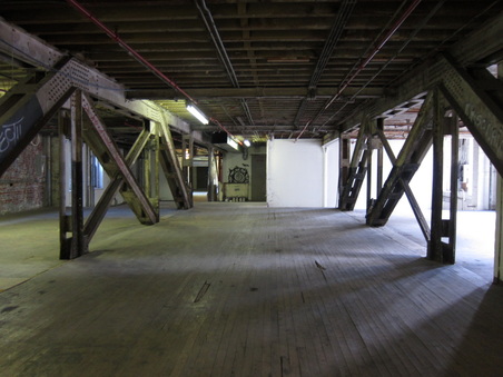 Enlarge photo 8