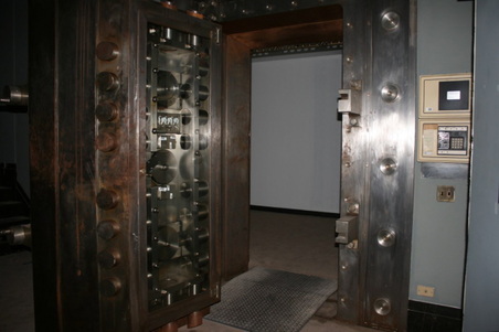 Enlarge photo 36