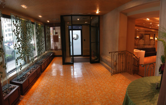 Enlarge photo 13