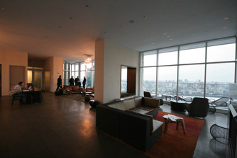 Enlarge photo 15
