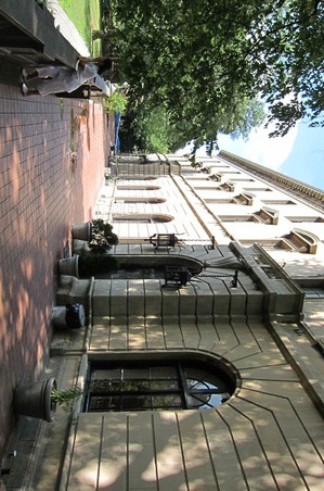 Enlarge photo 13