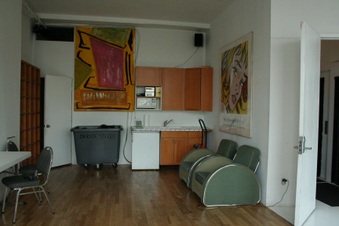 Enlarge photo 12