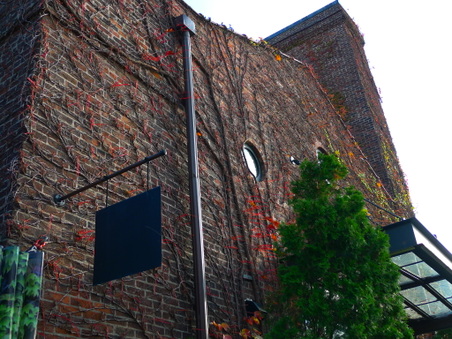 Enlarge photo 19