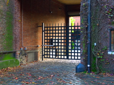 Enlarge photo 25