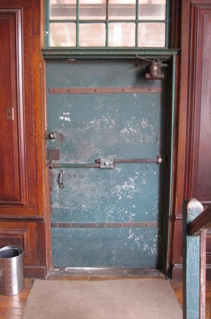 Enlarge photo 12