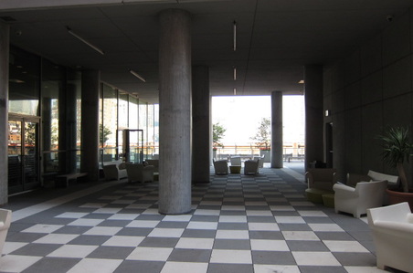 Enlarge photo 37