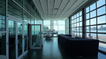 Enlarge photo 21