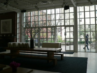 Enlarge photo 19