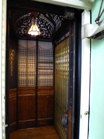 Enlarge photo 111
