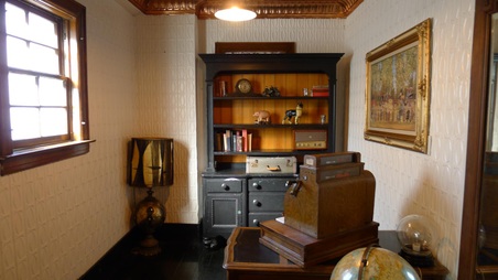 Enlarge photo 24