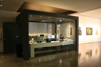 Enlarge photo 33