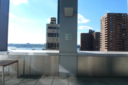 Enlarge photo 16