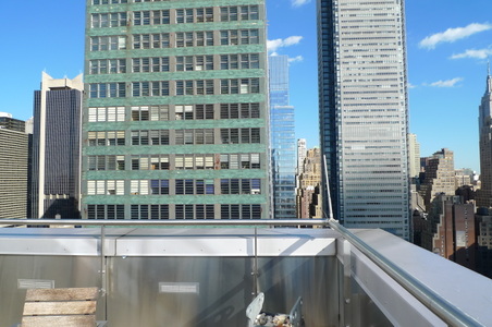 Enlarge photo 46