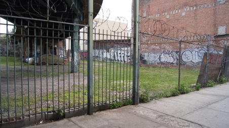 Enlarge photo 52
