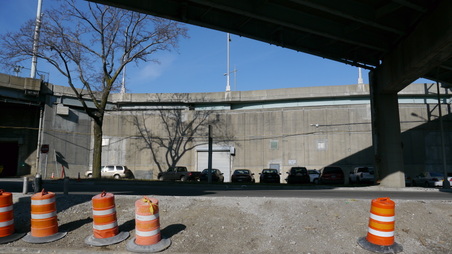 Enlarge photo 23