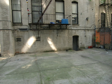 Enlarge photo 12
