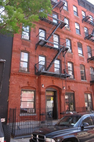 442 W 54th St
