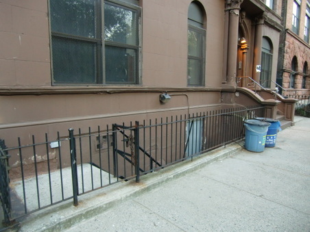 Enlarge photo 11