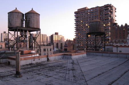 Enlarge photo 16